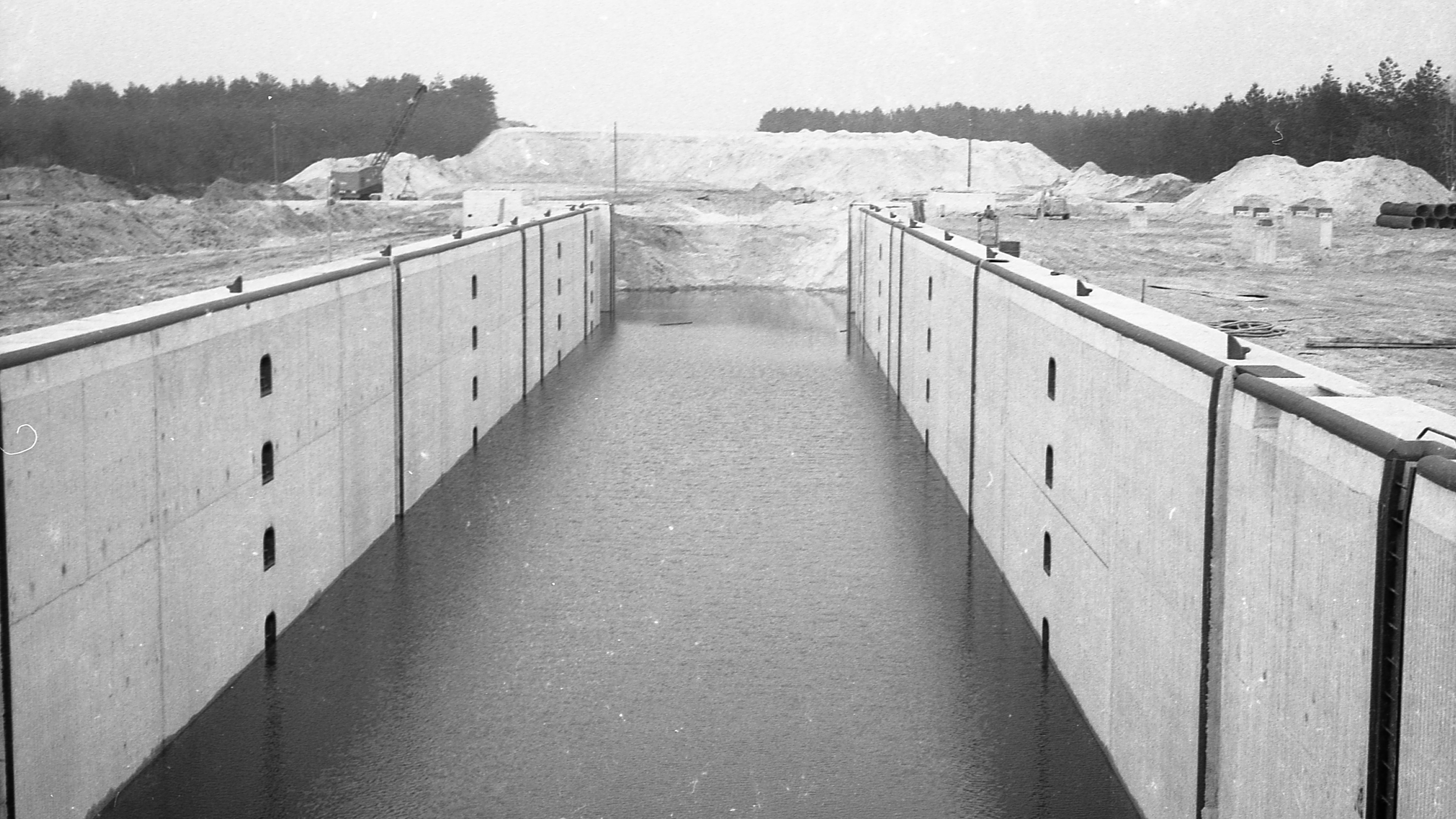 Bouw sluis Bergen