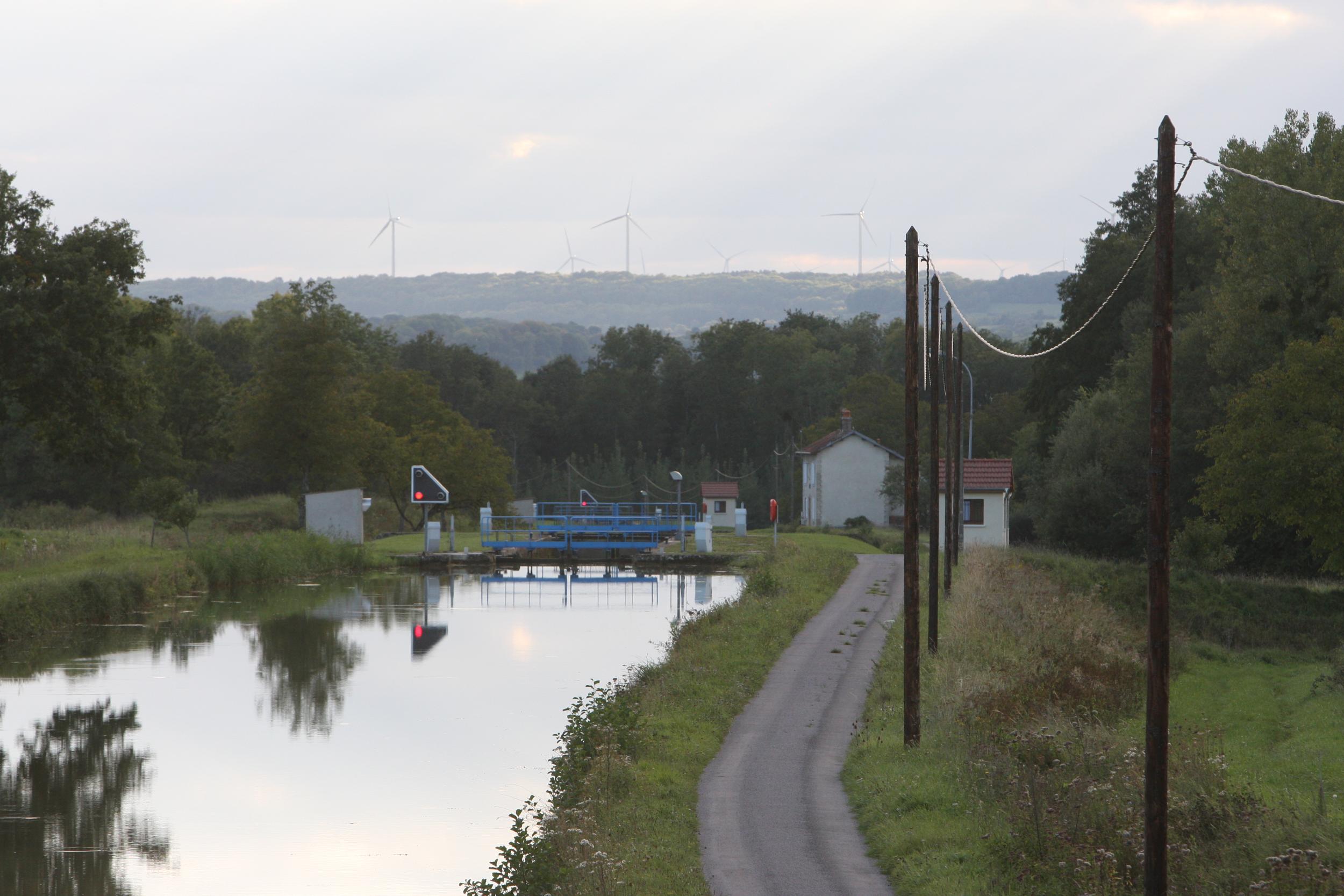 Sluis 2 Heuilley Cotton | Binnenvaart in Beeld